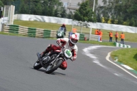 Mallory-park-Leicestershire;Mallory-park-photographs;Motorcycle-action-photographs;classic-bikes;event-digital-images;eventdigitalimages;mallory-park;no-limits-trackday;peter-wileman-photography;vintage-bikes;vintage-motorcycles;vmcc-festival-1000-bikes