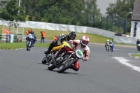 Mallory-park-Leicestershire;Mallory-park-photographs;Motorcycle-action-photographs;classic-bikes;event-digital-images;eventdigitalimages;mallory-park;no-limits-trackday;peter-wileman-photography;vintage-bikes;vintage-motorcycles;vmcc-festival-1000-bikes