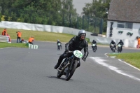 Mallory-park-Leicestershire;Mallory-park-photographs;Motorcycle-action-photographs;classic-bikes;event-digital-images;eventdigitalimages;mallory-park;no-limits-trackday;peter-wileman-photography;vintage-bikes;vintage-motorcycles;vmcc-festival-1000-bikes