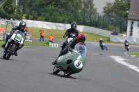 Mallory-park-Leicestershire;Mallory-park-photographs;Motorcycle-action-photographs;classic-bikes;event-digital-images;eventdigitalimages;mallory-park;no-limits-trackday;peter-wileman-photography;vintage-bikes;vintage-motorcycles;vmcc-festival-1000-bikes