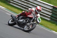 Mallory-park-Leicestershire;Mallory-park-photographs;Motorcycle-action-photographs;classic-bikes;event-digital-images;eventdigitalimages;mallory-park;no-limits-trackday;peter-wileman-photography;vintage-bikes;vintage-motorcycles;vmcc-festival-1000-bikes