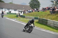 Mallory-park-Leicestershire;Mallory-park-photographs;Motorcycle-action-photographs;classic-bikes;event-digital-images;eventdigitalimages;mallory-park;no-limits-trackday;peter-wileman-photography;vintage-bikes;vintage-motorcycles;vmcc-festival-1000-bikes