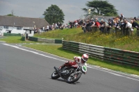 Mallory-park-Leicestershire;Mallory-park-photographs;Motorcycle-action-photographs;classic-bikes;event-digital-images;eventdigitalimages;mallory-park;no-limits-trackday;peter-wileman-photography;vintage-bikes;vintage-motorcycles;vmcc-festival-1000-bikes