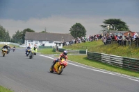 Mallory-park-Leicestershire;Mallory-park-photographs;Motorcycle-action-photographs;classic-bikes;event-digital-images;eventdigitalimages;mallory-park;no-limits-trackday;peter-wileman-photography;vintage-bikes;vintage-motorcycles;vmcc-festival-1000-bikes