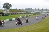 Mallory-park-Leicestershire;Mallory-park-photographs;Motorcycle-action-photographs;classic-bikes;event-digital-images;eventdigitalimages;mallory-park;no-limits-trackday;peter-wileman-photography;vintage-bikes;vintage-motorcycles;vmcc-festival-1000-bikes