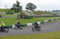Mallory-park-Leicestershire;Mallory-park-photographs;Motorcycle-action-photographs;classic-bikes;event-digital-images;eventdigitalimages;mallory-park;no-limits-trackday;peter-wileman-photography;vintage-bikes;vintage-motorcycles;vmcc-festival-1000-bikes