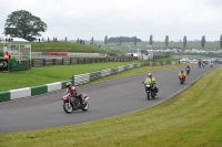 Mallory-park-Leicestershire;Mallory-park-photographs;Motorcycle-action-photographs;classic-bikes;event-digital-images;eventdigitalimages;mallory-park;no-limits-trackday;peter-wileman-photography;vintage-bikes;vintage-motorcycles;vmcc-festival-1000-bikes