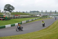 Mallory-park-Leicestershire;Mallory-park-photographs;Motorcycle-action-photographs;classic-bikes;event-digital-images;eventdigitalimages;mallory-park;no-limits-trackday;peter-wileman-photography;vintage-bikes;vintage-motorcycles;vmcc-festival-1000-bikes