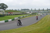 Mallory-park-Leicestershire;Mallory-park-photographs;Motorcycle-action-photographs;classic-bikes;event-digital-images;eventdigitalimages;mallory-park;no-limits-trackday;peter-wileman-photography;vintage-bikes;vintage-motorcycles;vmcc-festival-1000-bikes