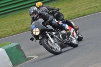 Mallory-park-Leicestershire;Mallory-park-photographs;Motorcycle-action-photographs;classic-bikes;event-digital-images;eventdigitalimages;mallory-park;no-limits-trackday;peter-wileman-photography;vintage-bikes;vintage-motorcycles;vmcc-festival-1000-bikes