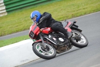 Mallory-park-Leicestershire;Mallory-park-photographs;Motorcycle-action-photographs;classic-bikes;event-digital-images;eventdigitalimages;mallory-park;no-limits-trackday;peter-wileman-photography;vintage-bikes;vintage-motorcycles;vmcc-festival-1000-bikes