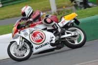 Mallory-park-Leicestershire;Mallory-park-photographs;Motorcycle-action-photographs;classic-bikes;event-digital-images;eventdigitalimages;mallory-park;no-limits-trackday;peter-wileman-photography;vintage-bikes;vintage-motorcycles;vmcc-festival-1000-bikes