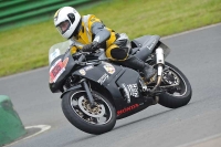 Mallory-park-Leicestershire;Mallory-park-photographs;Motorcycle-action-photographs;classic-bikes;event-digital-images;eventdigitalimages;mallory-park;no-limits-trackday;peter-wileman-photography;vintage-bikes;vintage-motorcycles;vmcc-festival-1000-bikes