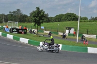 Mallory-park-Leicestershire;Mallory-park-photographs;Motorcycle-action-photographs;classic-bikes;event-digital-images;eventdigitalimages;mallory-park;no-limits-trackday;peter-wileman-photography;vintage-bikes;vintage-motorcycles;vmcc-festival-1000-bikes