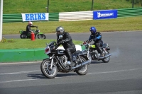 Mallory-park-Leicestershire;Mallory-park-photographs;Motorcycle-action-photographs;classic-bikes;event-digital-images;eventdigitalimages;mallory-park;no-limits-trackday;peter-wileman-photography;vintage-bikes;vintage-motorcycles;vmcc-festival-1000-bikes