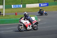 Mallory-park-Leicestershire;Mallory-park-photographs;Motorcycle-action-photographs;classic-bikes;event-digital-images;eventdigitalimages;mallory-park;no-limits-trackday;peter-wileman-photography;vintage-bikes;vintage-motorcycles;vmcc-festival-1000-bikes