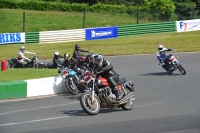 Mallory-park-Leicestershire;Mallory-park-photographs;Motorcycle-action-photographs;classic-bikes;event-digital-images;eventdigitalimages;mallory-park;no-limits-trackday;peter-wileman-photography;vintage-bikes;vintage-motorcycles;vmcc-festival-1000-bikes