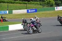 Mallory-park-Leicestershire;Mallory-park-photographs;Motorcycle-action-photographs;classic-bikes;event-digital-images;eventdigitalimages;mallory-park;no-limits-trackday;peter-wileman-photography;vintage-bikes;vintage-motorcycles;vmcc-festival-1000-bikes