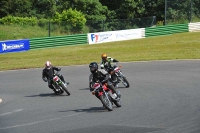 Mallory-park-Leicestershire;Mallory-park-photographs;Motorcycle-action-photographs;classic-bikes;event-digital-images;eventdigitalimages;mallory-park;no-limits-trackday;peter-wileman-photography;vintage-bikes;vintage-motorcycles;vmcc-festival-1000-bikes