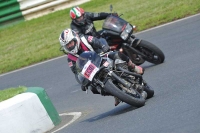 Mallory-park-Leicestershire;Mallory-park-photographs;Motorcycle-action-photographs;classic-bikes;event-digital-images;eventdigitalimages;mallory-park;no-limits-trackday;peter-wileman-photography;vintage-bikes;vintage-motorcycles;vmcc-festival-1000-bikes