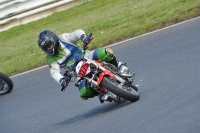 Mallory-park-Leicestershire;Mallory-park-photographs;Motorcycle-action-photographs;classic-bikes;event-digital-images;eventdigitalimages;mallory-park;no-limits-trackday;peter-wileman-photography;vintage-bikes;vintage-motorcycles;vmcc-festival-1000-bikes