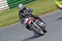 Mallory-park-Leicestershire;Mallory-park-photographs;Motorcycle-action-photographs;classic-bikes;event-digital-images;eventdigitalimages;mallory-park;no-limits-trackday;peter-wileman-photography;vintage-bikes;vintage-motorcycles;vmcc-festival-1000-bikes
