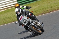 Mallory-park-Leicestershire;Mallory-park-photographs;Motorcycle-action-photographs;classic-bikes;event-digital-images;eventdigitalimages;mallory-park;no-limits-trackday;peter-wileman-photography;vintage-bikes;vintage-motorcycles;vmcc-festival-1000-bikes