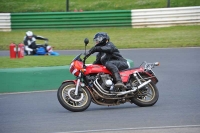 Mallory-park-Leicestershire;Mallory-park-photographs;Motorcycle-action-photographs;classic-bikes;event-digital-images;eventdigitalimages;mallory-park;no-limits-trackday;peter-wileman-photography;vintage-bikes;vintage-motorcycles;vmcc-festival-1000-bikes