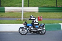 Mallory-park-Leicestershire;Mallory-park-photographs;Motorcycle-action-photographs;classic-bikes;event-digital-images;eventdigitalimages;mallory-park;no-limits-trackday;peter-wileman-photography;vintage-bikes;vintage-motorcycles;vmcc-festival-1000-bikes