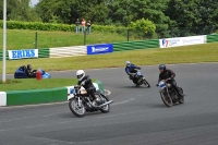 Mallory-park-Leicestershire;Mallory-park-photographs;Motorcycle-action-photographs;classic-bikes;event-digital-images;eventdigitalimages;mallory-park;no-limits-trackday;peter-wileman-photography;vintage-bikes;vintage-motorcycles;vmcc-festival-1000-bikes