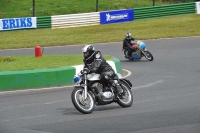 Mallory-park-Leicestershire;Mallory-park-photographs;Motorcycle-action-photographs;classic-bikes;event-digital-images;eventdigitalimages;mallory-park;no-limits-trackday;peter-wileman-photography;vintage-bikes;vintage-motorcycles;vmcc-festival-1000-bikes