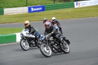 Mallory-park-Leicestershire;Mallory-park-photographs;Motorcycle-action-photographs;classic-bikes;event-digital-images;eventdigitalimages;mallory-park;no-limits-trackday;peter-wileman-photography;vintage-bikes;vintage-motorcycles;vmcc-festival-1000-bikes