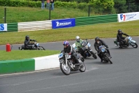 Mallory-park-Leicestershire;Mallory-park-photographs;Motorcycle-action-photographs;classic-bikes;event-digital-images;eventdigitalimages;mallory-park;no-limits-trackday;peter-wileman-photography;vintage-bikes;vintage-motorcycles;vmcc-festival-1000-bikes