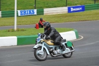 Mallory-park-Leicestershire;Mallory-park-photographs;Motorcycle-action-photographs;classic-bikes;event-digital-images;eventdigitalimages;mallory-park;no-limits-trackday;peter-wileman-photography;vintage-bikes;vintage-motorcycles;vmcc-festival-1000-bikes