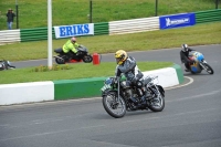 Mallory-park-Leicestershire;Mallory-park-photographs;Motorcycle-action-photographs;classic-bikes;event-digital-images;eventdigitalimages;mallory-park;no-limits-trackday;peter-wileman-photography;vintage-bikes;vintage-motorcycles;vmcc-festival-1000-bikes