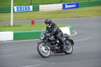 Mallory-park-Leicestershire;Mallory-park-photographs;Motorcycle-action-photographs;classic-bikes;event-digital-images;eventdigitalimages;mallory-park;no-limits-trackday;peter-wileman-photography;vintage-bikes;vintage-motorcycles;vmcc-festival-1000-bikes