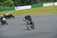 Mallory-park-Leicestershire;Mallory-park-photographs;Motorcycle-action-photographs;classic-bikes;event-digital-images;eventdigitalimages;mallory-park;no-limits-trackday;peter-wileman-photography;vintage-bikes;vintage-motorcycles;vmcc-festival-1000-bikes