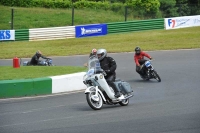 Mallory-park-Leicestershire;Mallory-park-photographs;Motorcycle-action-photographs;classic-bikes;event-digital-images;eventdigitalimages;mallory-park;no-limits-trackday;peter-wileman-photography;vintage-bikes;vintage-motorcycles;vmcc-festival-1000-bikes