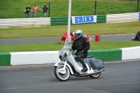 Mallory-park-Leicestershire;Mallory-park-photographs;Motorcycle-action-photographs;classic-bikes;event-digital-images;eventdigitalimages;mallory-park;no-limits-trackday;peter-wileman-photography;vintage-bikes;vintage-motorcycles;vmcc-festival-1000-bikes