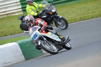 Mallory-park-Leicestershire;Mallory-park-photographs;Motorcycle-action-photographs;classic-bikes;event-digital-images;eventdigitalimages;mallory-park;no-limits-trackday;peter-wileman-photography;vintage-bikes;vintage-motorcycles;vmcc-festival-1000-bikes