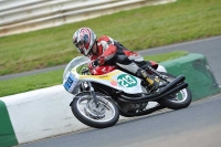 Mallory-park-Leicestershire;Mallory-park-photographs;Motorcycle-action-photographs;classic-bikes;event-digital-images;eventdigitalimages;mallory-park;no-limits-trackday;peter-wileman-photography;vintage-bikes;vintage-motorcycles;vmcc-festival-1000-bikes