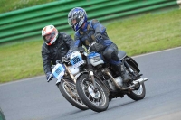 Mallory-park-Leicestershire;Mallory-park-photographs;Motorcycle-action-photographs;classic-bikes;event-digital-images;eventdigitalimages;mallory-park;no-limits-trackday;peter-wileman-photography;vintage-bikes;vintage-motorcycles;vmcc-festival-1000-bikes