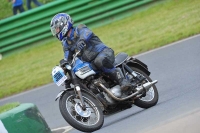 Mallory-park-Leicestershire;Mallory-park-photographs;Motorcycle-action-photographs;classic-bikes;event-digital-images;eventdigitalimages;mallory-park;no-limits-trackday;peter-wileman-photography;vintage-bikes;vintage-motorcycles;vmcc-festival-1000-bikes