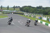 Mallory-park-Leicestershire;Mallory-park-photographs;Motorcycle-action-photographs;classic-bikes;event-digital-images;eventdigitalimages;mallory-park;no-limits-trackday;peter-wileman-photography;vintage-bikes;vintage-motorcycles;vmcc-festival-1000-bikes