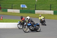 Mallory-park-Leicestershire;Mallory-park-photographs;Motorcycle-action-photographs;classic-bikes;event-digital-images;eventdigitalimages;mallory-park;no-limits-trackday;peter-wileman-photography;vintage-bikes;vintage-motorcycles;vmcc-festival-1000-bikes