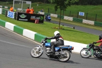 Mallory-park-Leicestershire;Mallory-park-photographs;Motorcycle-action-photographs;classic-bikes;event-digital-images;eventdigitalimages;mallory-park;no-limits-trackday;peter-wileman-photography;vintage-bikes;vintage-motorcycles;vmcc-festival-1000-bikes