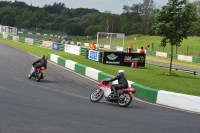 Mallory-park-Leicestershire;Mallory-park-photographs;Motorcycle-action-photographs;classic-bikes;event-digital-images;eventdigitalimages;mallory-park;no-limits-trackday;peter-wileman-photography;vintage-bikes;vintage-motorcycles;vmcc-festival-1000-bikes