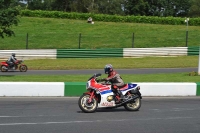 Mallory-park-Leicestershire;Mallory-park-photographs;Motorcycle-action-photographs;Rockingham;Rockingham-photographs;Trackday-digital-images;classic-bikes;event-digital-images;eventdigitalimages;mallory-park;no-limits-trackday;peter-wileman-photography;rockingham-corby-northamptonshire;trackday;trackday-photos;vintage-bikes;vintage-motorcycles;vmcc-festival-1000-bikes