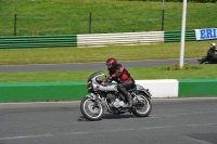 Mallory-park-Leicestershire;Mallory-park-photographs;Motorcycle-action-photographs;Rockingham;Rockingham-photographs;Trackday-digital-images;classic-bikes;event-digital-images;eventdigitalimages;mallory-park;no-limits-trackday;peter-wileman-photography;rockingham-corby-northamptonshire;trackday;trackday-photos;vintage-bikes;vintage-motorcycles;vmcc-festival-1000-bikes