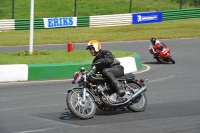 Mallory-park-Leicestershire;Mallory-park-photographs;Motorcycle-action-photographs;Rockingham;Rockingham-photographs;Trackday-digital-images;classic-bikes;event-digital-images;eventdigitalimages;mallory-park;no-limits-trackday;peter-wileman-photography;rockingham-corby-northamptonshire;trackday;trackday-photos;vintage-bikes;vintage-motorcycles;vmcc-festival-1000-bikes